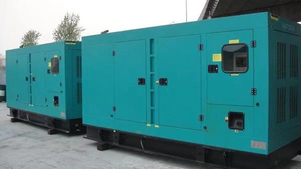 济水街道康明斯400kw大型柴油二手发电机组